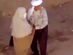 Vợ là buồn bực nhiều ...