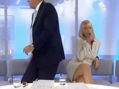 Nhỏ châu Á cày xxx s ...