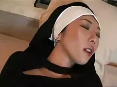 Hai trẻ người nói ch ...