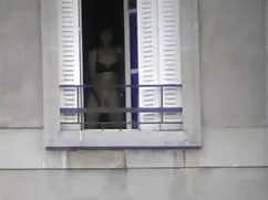 Gái xinh trong một b ...
