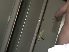 Cô bé yêu phim xxx t ...